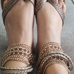 Zigisoho sandals with ankle details